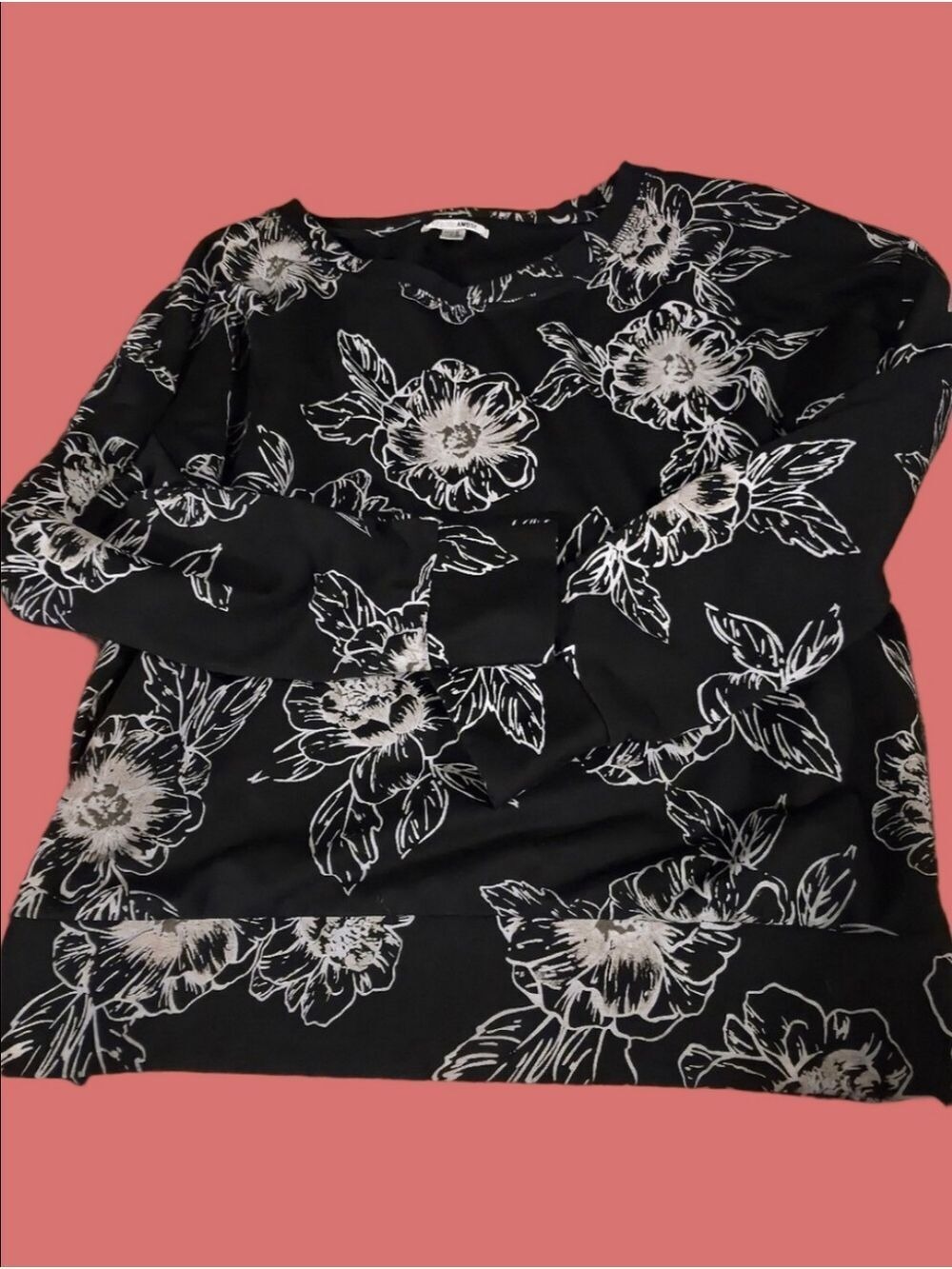 4/$67 Deal! Amuse Society Black Long Sleeve Floral with White Pink Flower Print